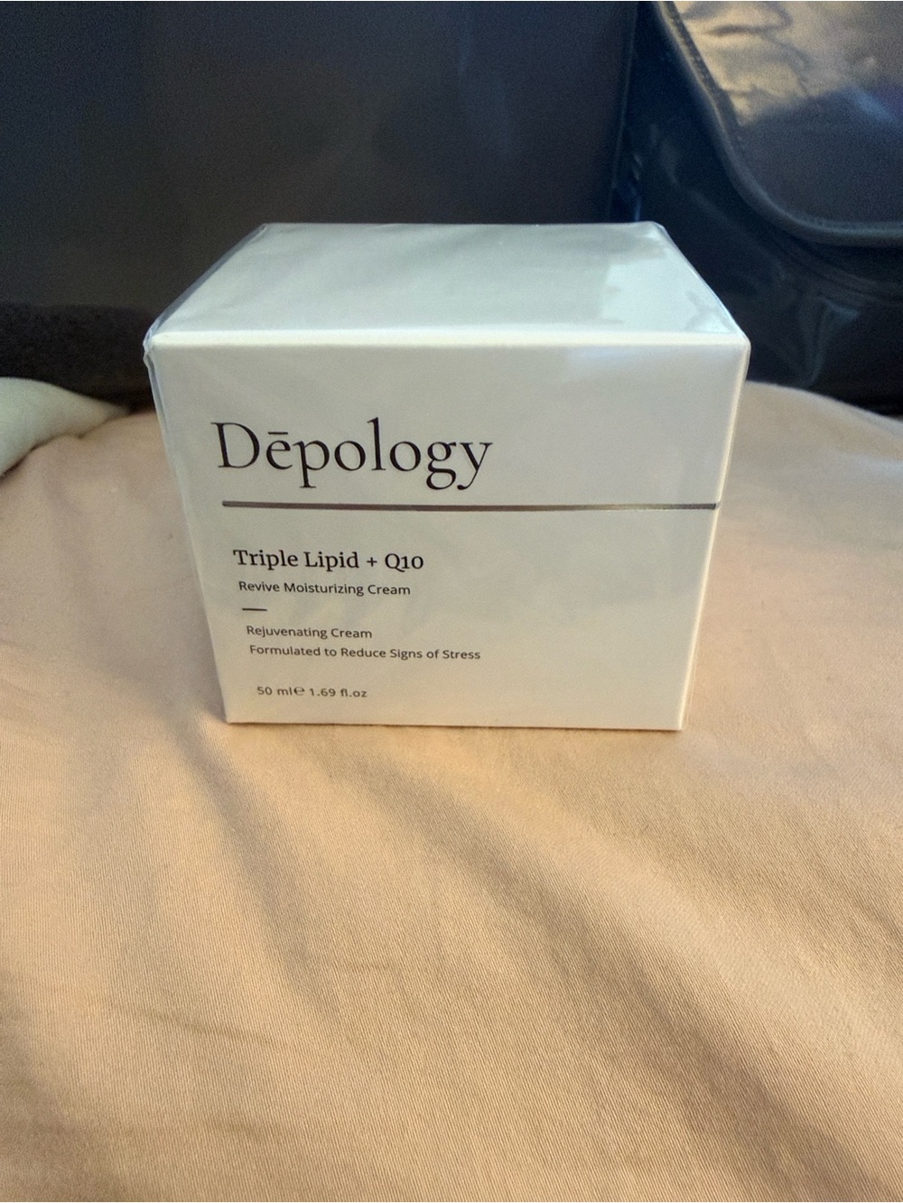 Triple Lipid + Q10 Revive Moisturizing Cream — White